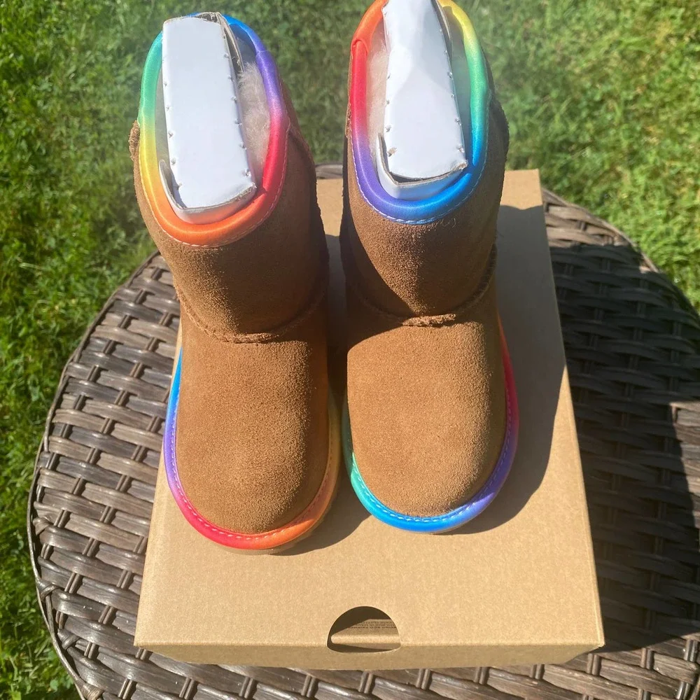 NWT/NIB UGG Classic Short Toddler Rainbow Shearling Lined Boots in Chestnut (8)